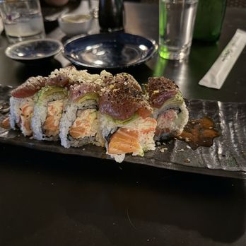 Dragonfly Sushi and Sake - Smoky Dragon - Sushi Bars Near Me - Gainesville, Florida