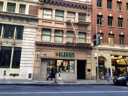 7-Eleven by null