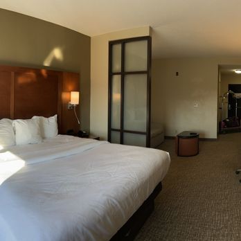 Comfort Suites - Clean and very nice - Hotels Near Me - Kingsport, Tennessee Comfort Suites - Clean and very nice - Hotels Near Me - Kingsport, Tennessee
