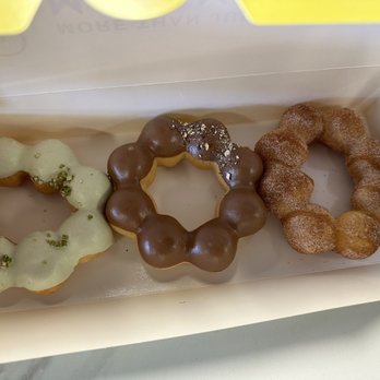 Magic Tea Market - Matcha with Kit Kat  Chocolate  Churro - Bubble Tea Near Me - Mount Dora, Florida