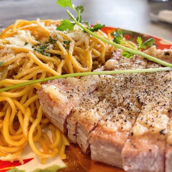 The Soup and Noodle - Garlic Noodle with Tuna Steak - Asian Fusion Near Me - Orange, California The Soup and Noodle - Garlic Noodle with Tuna Steak - Asian Fusion Near Me - Orange, California