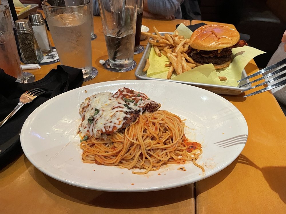 BJ's Restaurant & Brewhouse