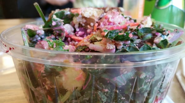 7 Greens Detroit Salad Co. by null