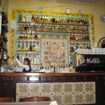 Els 4 Gats - The bar. - Spanish Near Me - Barcelona, B Els 4 Gats - The bar. - Spanish Near Me - Barcelona, B