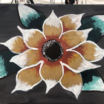 Pinot's Palette - Attempt at a sunflower. Such an amazing experience with wonderful staff and instructors! - Paint & Sip Near Me - Livermore, California Pinot's Palette - Attempt at a sunflower. Such an amazing experience with wonderful staff and instructors! - Paint & Sip Near Me - Livermore, California