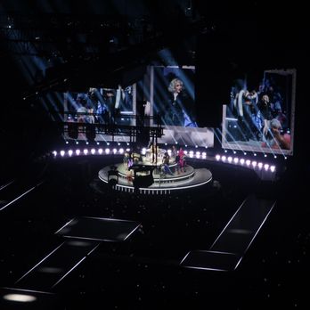 United Center - Madonna Celebration Tour concert, 2-01-2024. - Stadiums & Arenas Near Me - Chicago, Illinois United Center - Madonna Celebration Tour concert, 2-01-2024. - Stadiums & Arenas Near Me - Chicago, Illinois