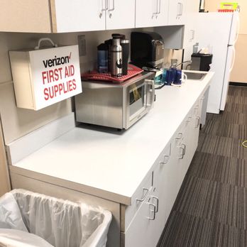 Wiidew Pro Cleaning Services - Verizon Daily Retail Store Cleaning. CDC products used to fight COVID-19. - Office Cleaning Near Me Wiidew Pro Cleaning Services - Verizon Daily Retail Store Cleaning. CDC products used to fight COVID-19. - Office Cleaning Near Me