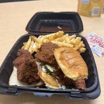 Dave's Hot Chicken - Chicken Dave's #2 2 Sliders w/ Fries - Chicken Shop Near Me - Dublin, California