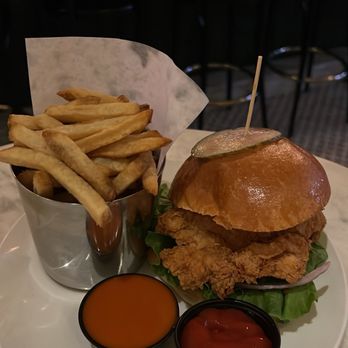 Blondie - Chicken sandwich - Cocktail Bars Near Me - Philadelphia, Pennsylvania Blondie - Chicken sandwich - Cocktail Bars Near Me - Philadelphia, Pennsylvania