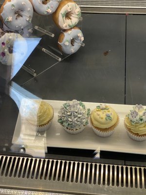 Cannoli Queens by null