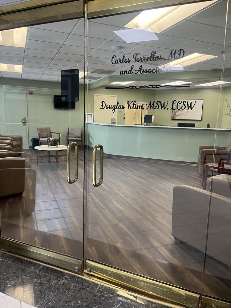 Doug Klim, L.C.S.W. - grief counselor in Jacksonville, FL