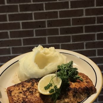 Cleburne Cafeteria - Blackened salmon and mashed potatoes - American Near Me - Houston, Texas