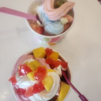 Yogurtland - Ice Cream & Frozen Yogurt Near Me - Corona, California Yogurtland - Ice Cream & Frozen Yogurt Near Me - Corona, California