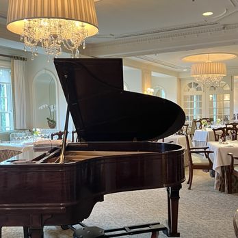 The Lafayette - Piano playing during dinner - New American Near Me - Washington, DC, District of Columbia
