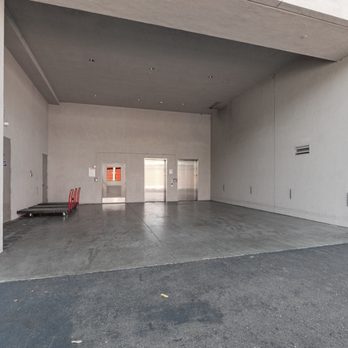 US Storage Centers - Carlsbad Storage Facility - Loading Dock - Self Storage Near Me - Carlsbad, California US Storage Centers - Carlsbad Storage Facility - Loading Dock - Self Storage Near Me - Carlsbad, California