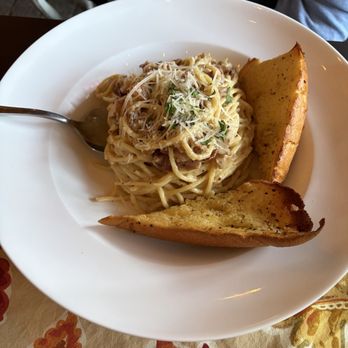 Italio Pizza & Pasta - Spaghetti Carbonara - Italian Near Me - Seattle, Washington