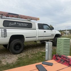 Sault RV & Trailer Sales/Service - Well equipped service vehicle and very knowledgeable technicians come to where you are.