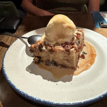 Moonshine Grill - Bread Pudding - Southern Near Me - Austin, Texas