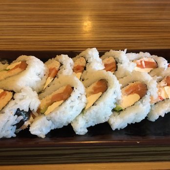 Maya Sushi - Philadelphia roll - Sushi Bars Near Me - Fresno, California Maya Sushi - Philadelphia roll - Sushi Bars Near Me - Fresno, California