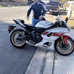 Advance Motorsports - 10/17/2022 my 2022 R7 looks amazing lowered