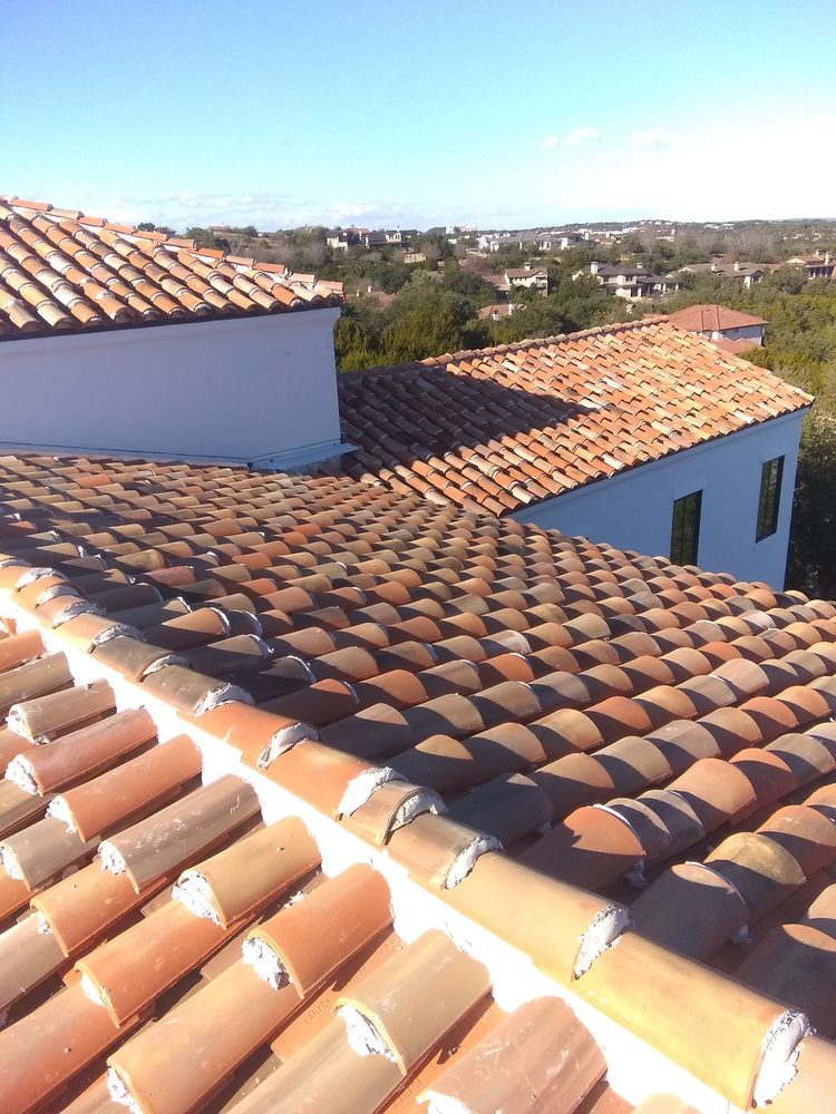 Slide of Camacho Roofing Construction