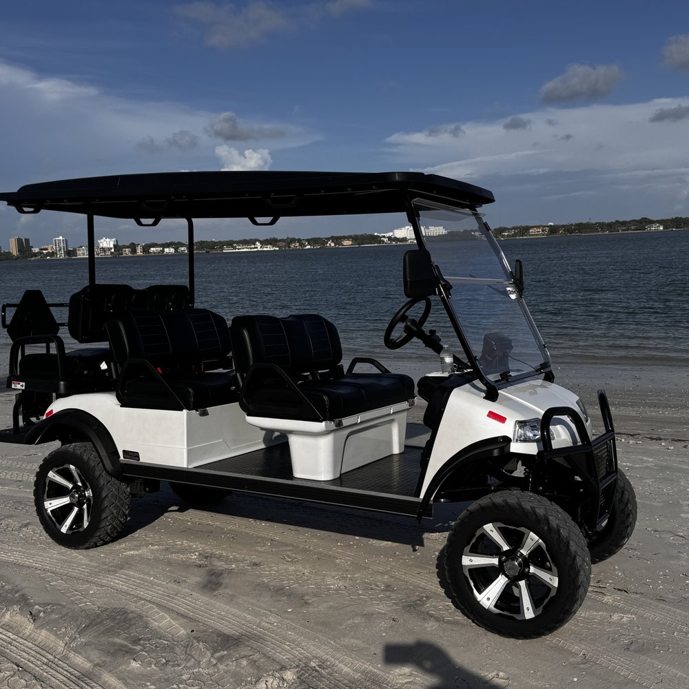 Can U Drive Golf Carts around in Lakewood Ranch: Rules & Tips