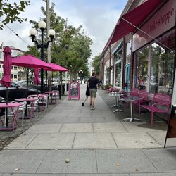 Ocean Grove Bake Shoppe - Exterior