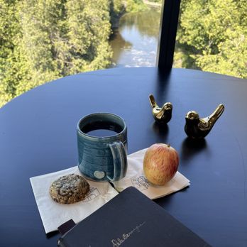 Elora Mill - Spa snacks and tea while in the spa waiting room - Hotels Near Me - Elora, Ontario
