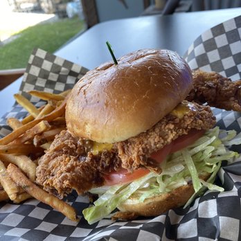 The Corner Pub - Fried chicken sandwich - American Near Me - Bow, Washington