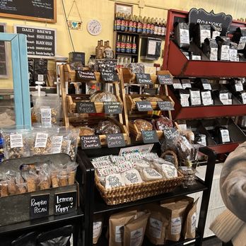 Edenton Coffee House - Coffee & Tea Near Me - Edenton, North Carolina