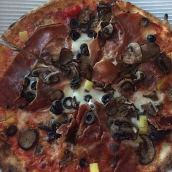Custom Pie and Bar - Pizza Near Me - Moorpark, California Custom Pie and Bar - Pizza Near Me - Moorpark, California