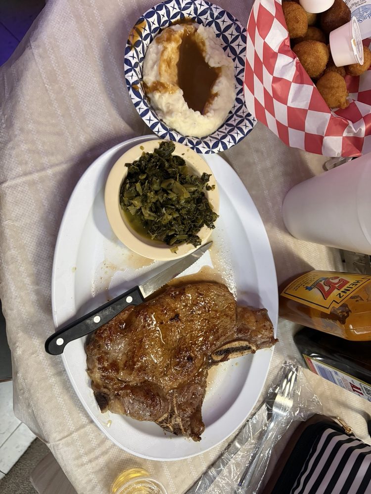 CJ’s Diner Image