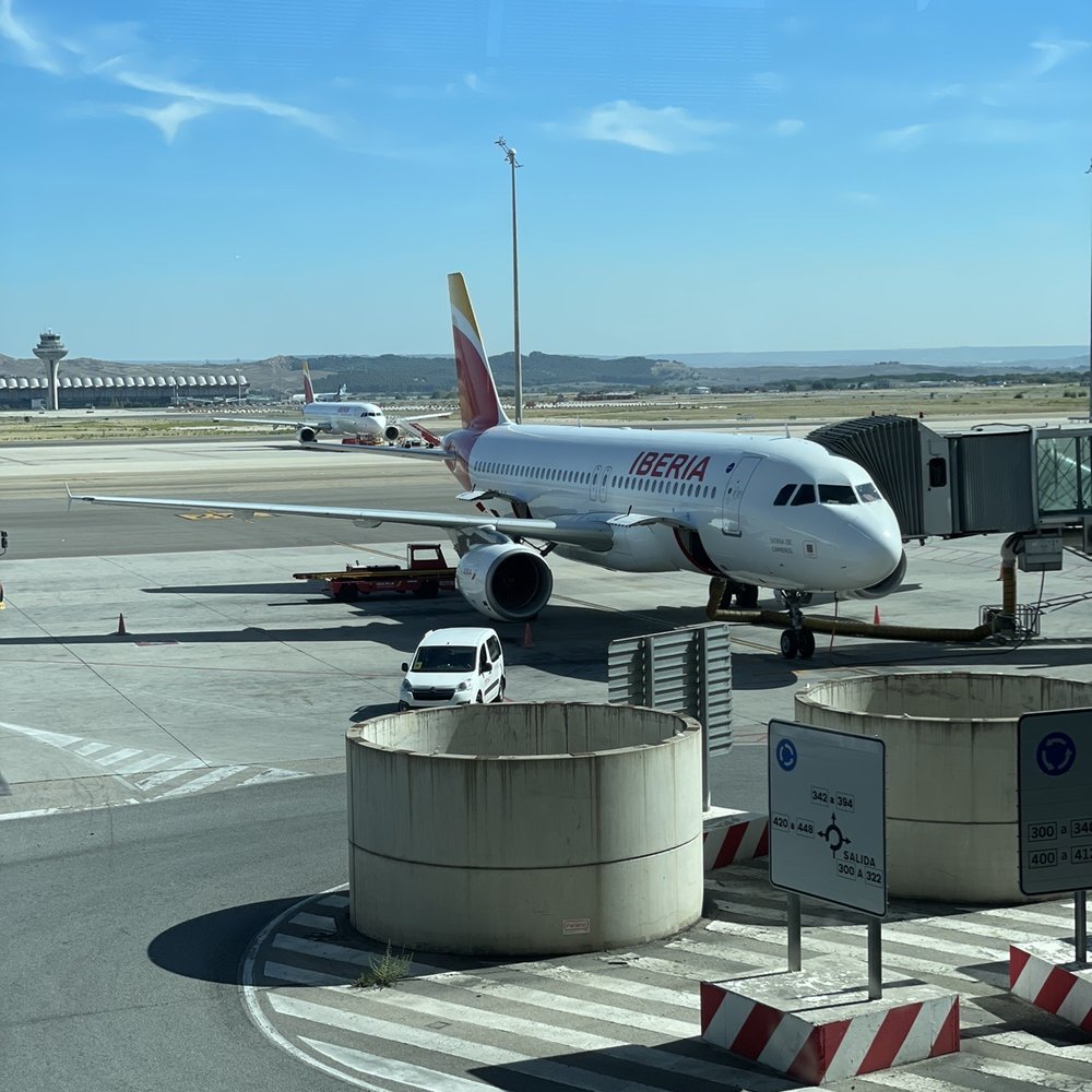 Iberia Sala VIP - Airport Lounges Near Me - Madrid, M