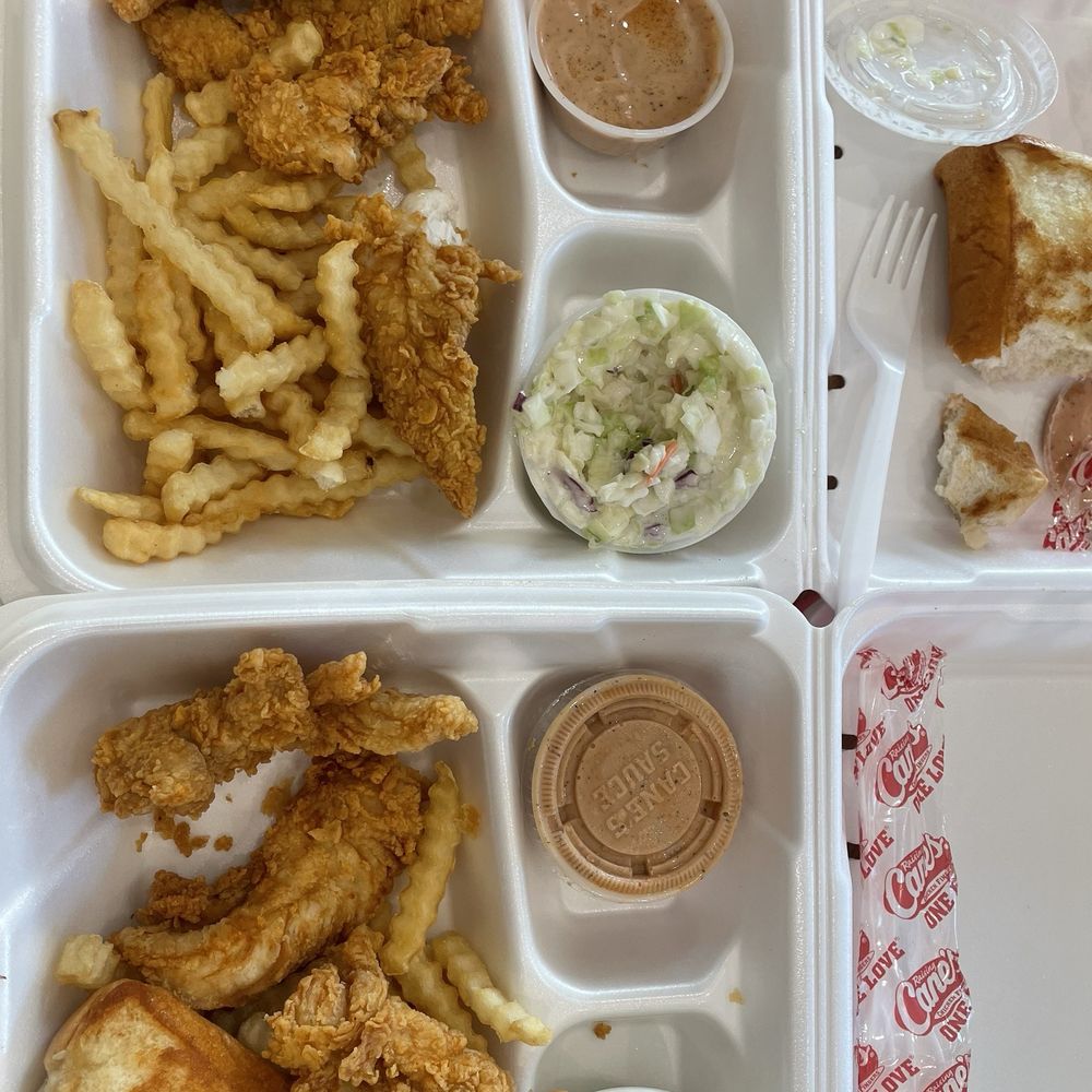 Raising Cane's Chicken Fingers - TINY pieces of chicken - Fast Food Near Me - Tempe, Arizona Raising Cane's Chicken Fingers - TINY pieces of chicken - Fast Food Near Me - Tempe, Arizona