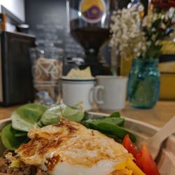 Downshift - Grits bowl for breakfast