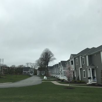 East Island Reserve Hotel - Cottages - Hotels Near Me - Middletown, Rhode Island