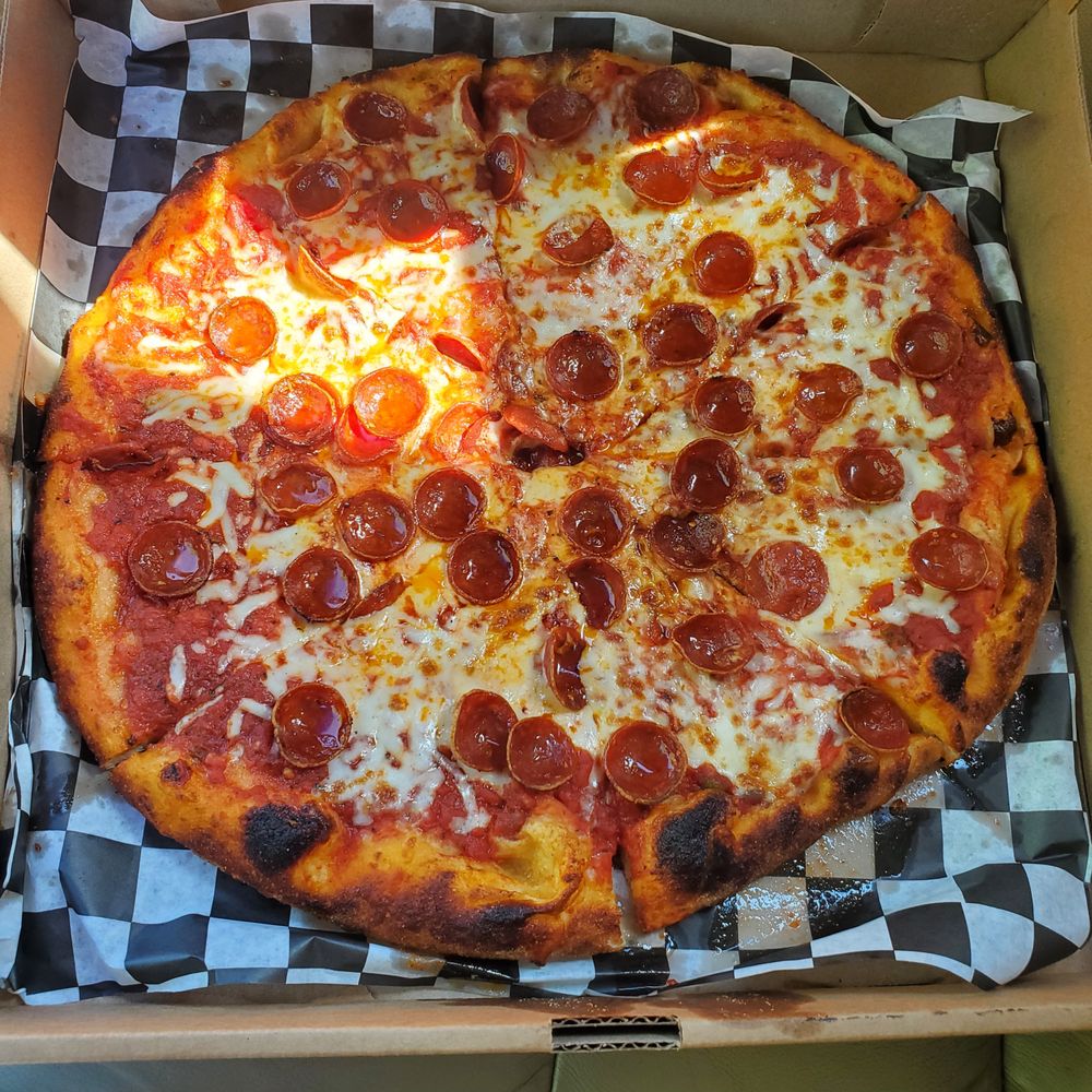 Ohio Fire - Large pepperoni - Pizza Near Me - Ashland, Ohio