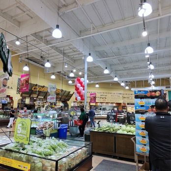 Northgate Market - Lots of fresh fruit and vegetables - Bakeries Near Me - Santa Ana, California Northgate Market - Lots of fresh fruit and vegetables - Bakeries Near Me - Santa Ana, California