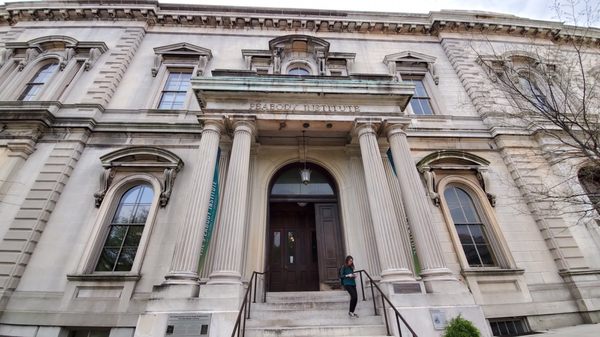 Peabody Institute of The Johns Hopkins University by null