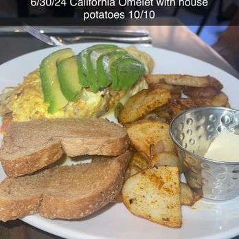 Toasted & Roasted - 6/30/24 California Omelette 10/10 - Breakfast & Brunch Near Me - Henderson, Nevada