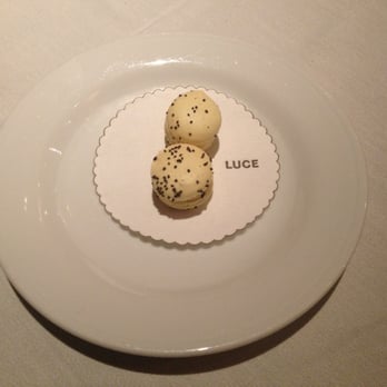 Luce - Lemon Poppy Seed Macarons - Wine Bars Near Me - San Francisco, California Luce - Lemon Poppy Seed Macarons - Wine Bars Near Me - San Francisco, California