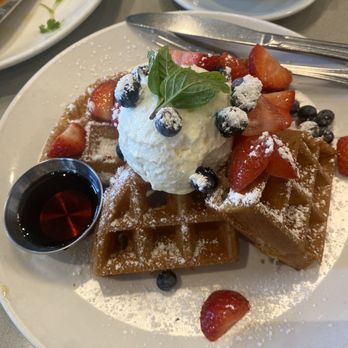 Poached Kitchen - Classic waffles - Breakfast & Brunch Near Me - Irvine, California Poached Kitchen - Classic waffles - Breakfast & Brunch Near Me - Irvine, California
