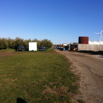 Tanners Orchard - Farms Near Me - Speer, Illinois Tanners Orchard - Farms Near Me - Speer, Illinois