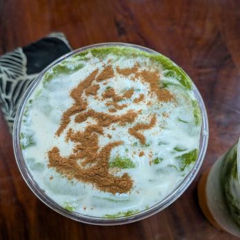 Cafe VNTG - Cafes Near Me - Urban Honolulu, Hawaii