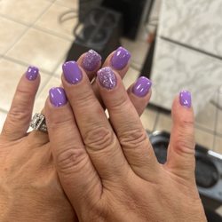 Hollywood Nails