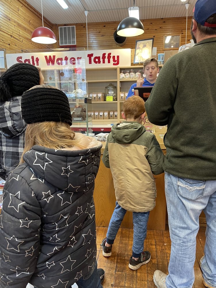 TWO DUMB DAMES FUDGE FACTORY Updated September 2024 26 Reviews 33