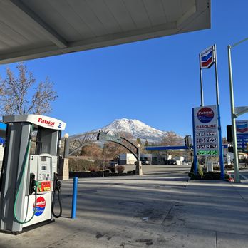 Spirit Food Mart - a gas station with a mountain in the background - Gas Stations Near Me - Weed, California Spirit Food Mart - a gas station with a mountain in the background - Gas Stations Near Me - Weed, California