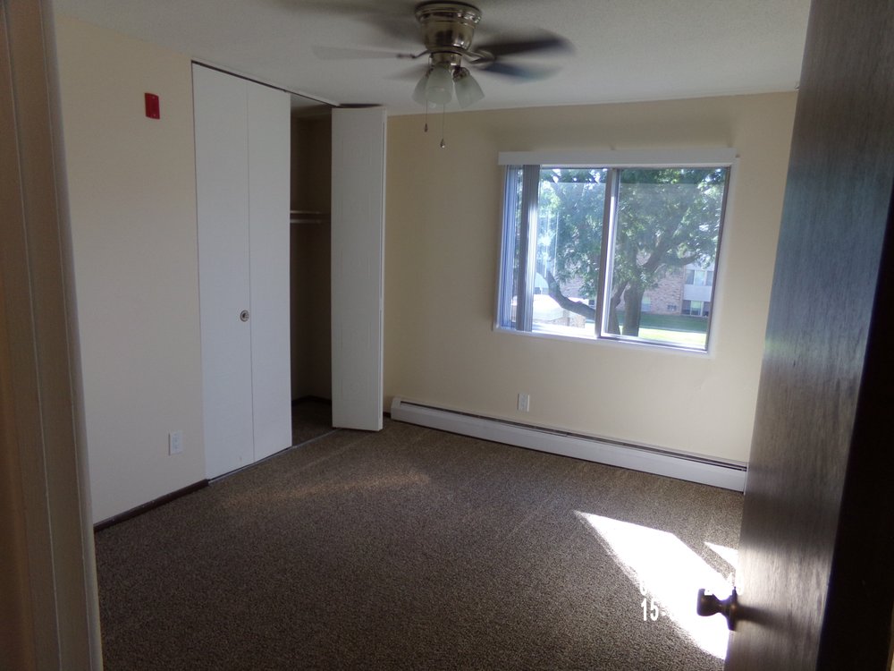 HUNTERS RIDGE APARTMENTS 12 Photos 628 Gorman St, Shakopee