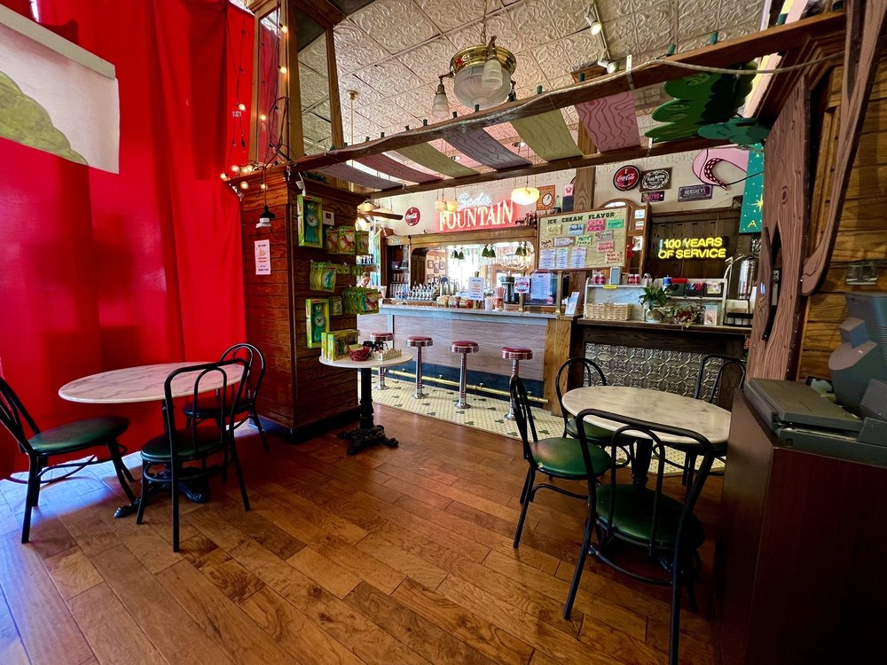 Fair Oaks Pharmacy and Soda Fountain