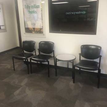 Enterprise Rent-A-Car - Sitting area - Car Rental Near Me - Spring, Texas